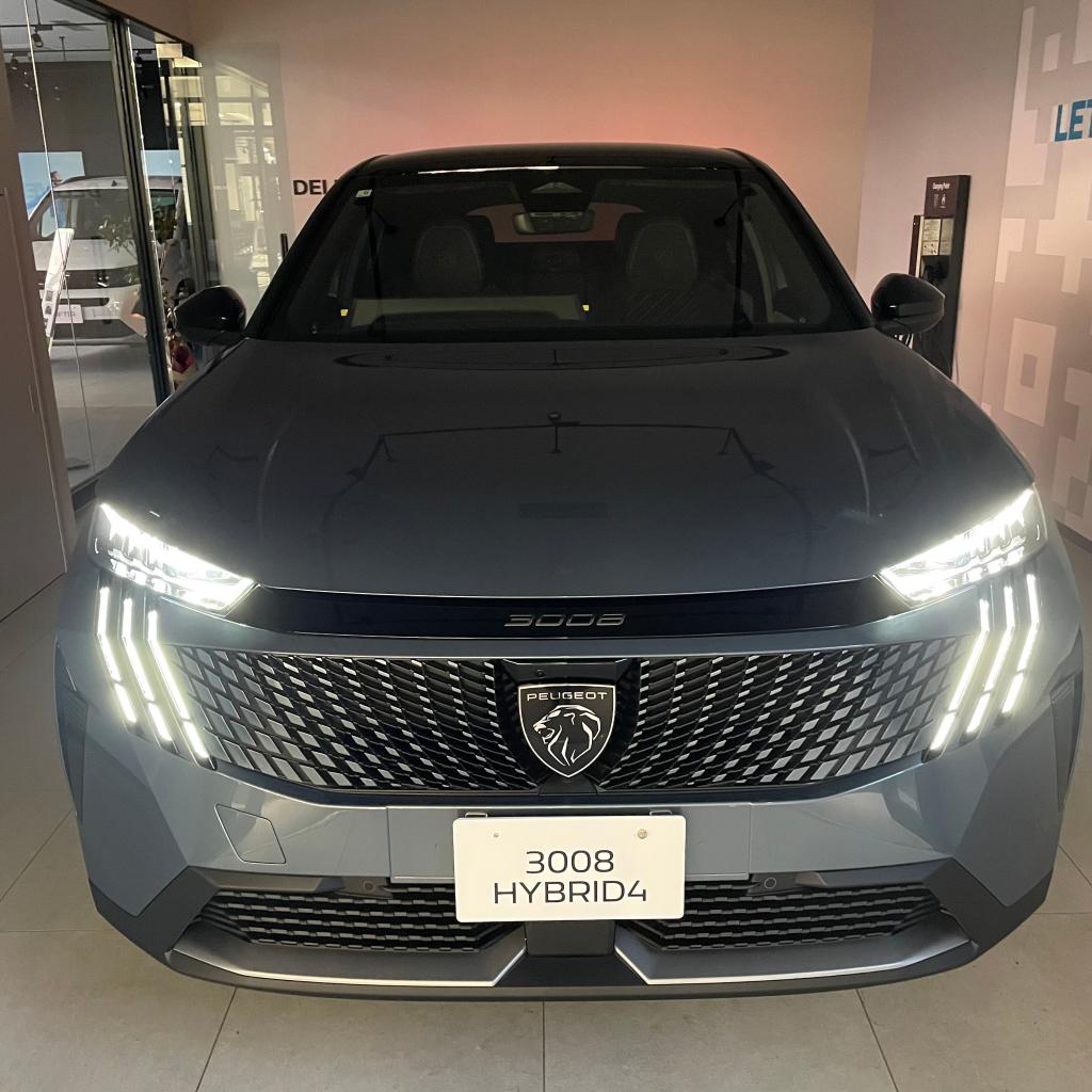 NEW3008デビュー✨