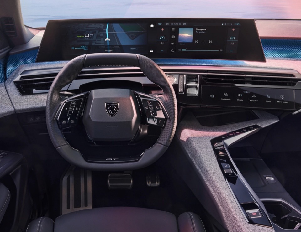 NEW PEUGEOT 3008 デビューフェア開催
