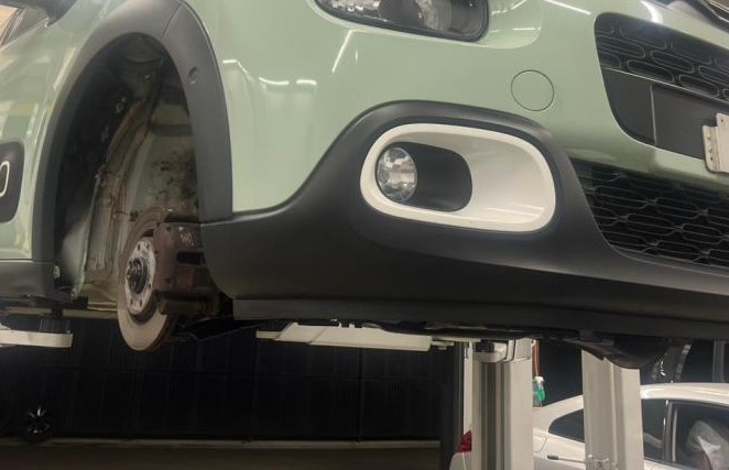 中古車も正規ディーラにて！